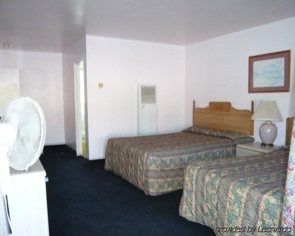 Homestead Motel サンルイスオビスポ 部屋 写真