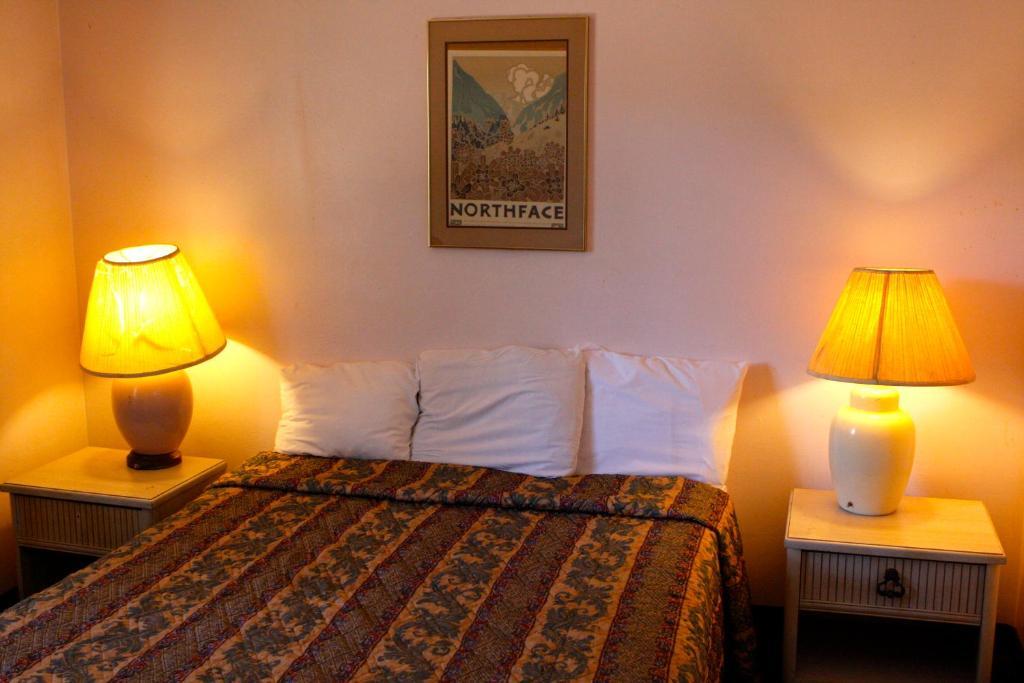 Homestead Motel サンルイスオビスポ 部屋 写真
