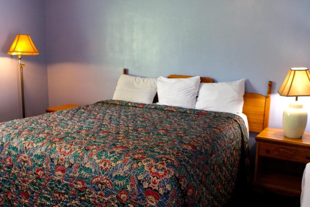 Homestead Motel サンルイスオビスポ 部屋 写真